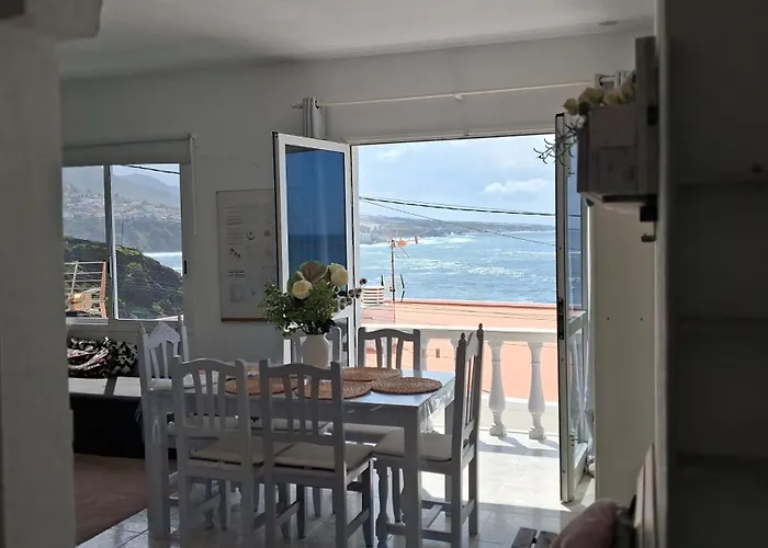 Oceanic House Semesterbostad